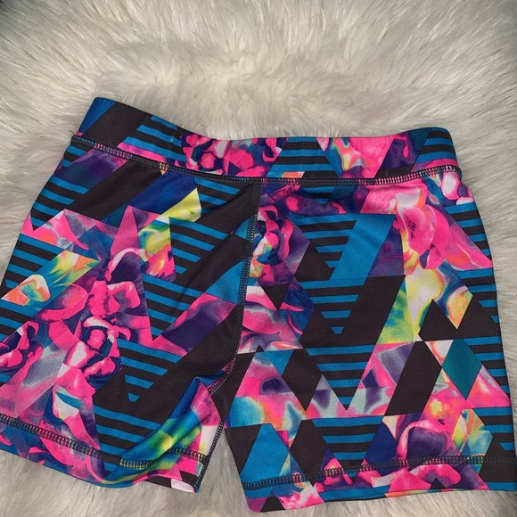 Girls Fila Athletic Shorts size L - Picture 3 of 3
